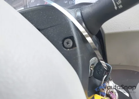 2013 Toyota Sienna L V6 7 Passenger z USA, uszkodzony, nr VIN 5TDZK3DC7DS352518